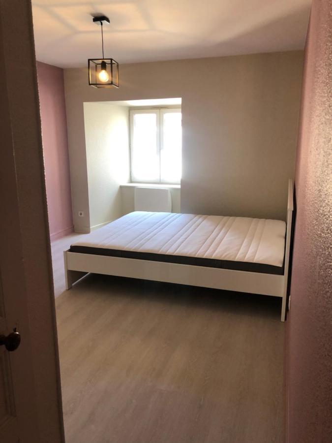 Appartement Porte Du Cantal Массьяк Экстерьер фото
